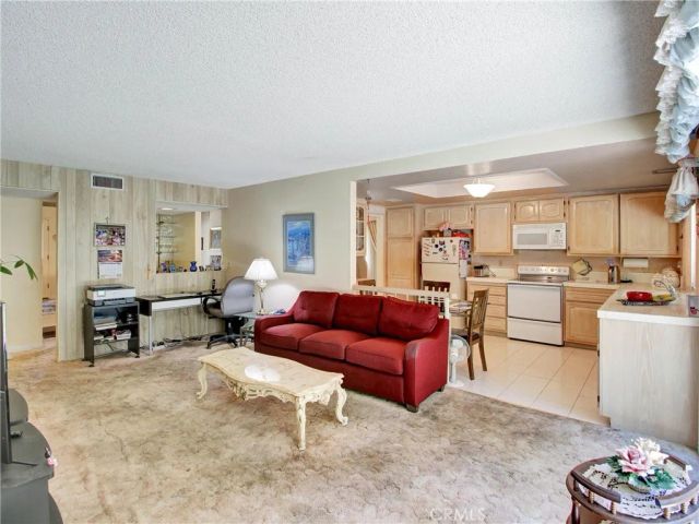 3107 Mesa Verde Drive, Burbank, CA 91504