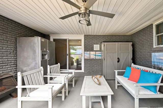 5001 Avron Dr, Metairie, LA 70006