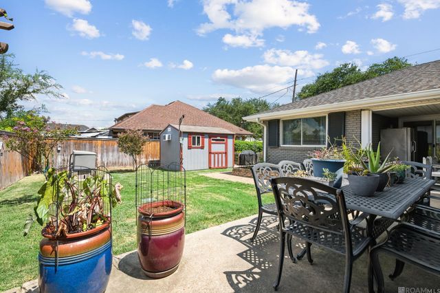 5001 Avron Dr, Metairie, LA 70006