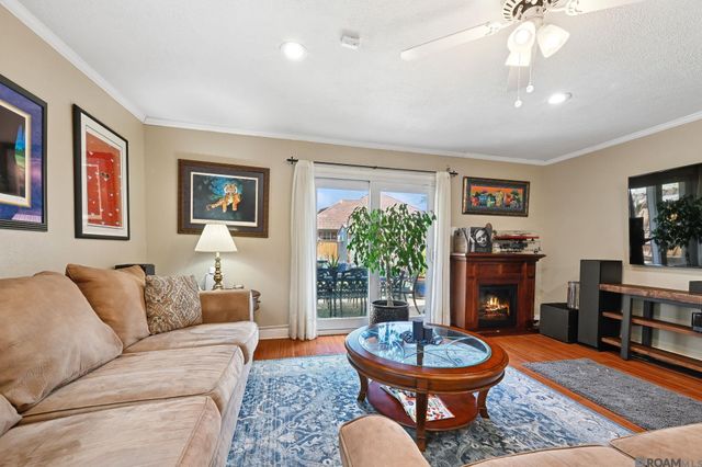 5001 Avron Dr, Metairie, LA 70006