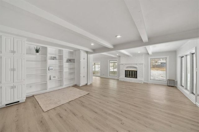 818 W 122nd Terrace, Kansas City, MO 64145