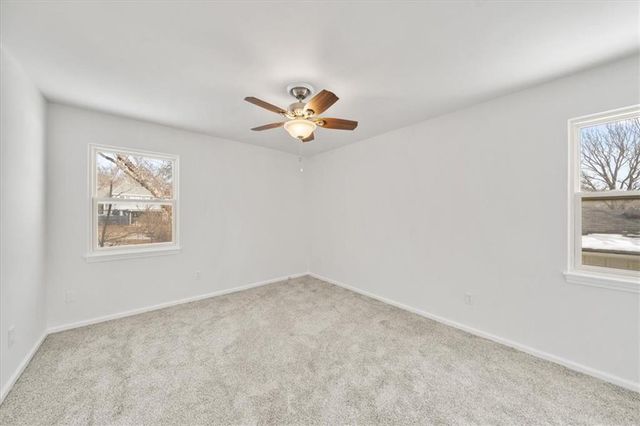 818 W 122nd Terrace, Kansas City, MO 64145