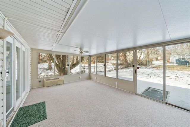 818 W 122nd Terrace, Kansas City, MO 64145