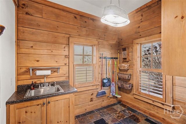 1051 Lake Rutledge Road, Rutledge, GA 30663