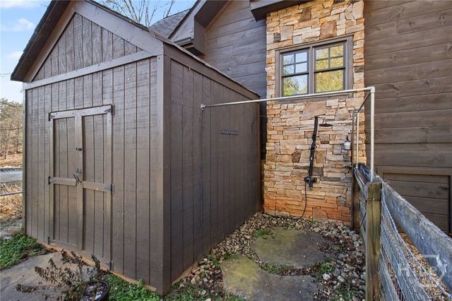 1051 Lake Rutledge Road, Rutledge, GA 30663