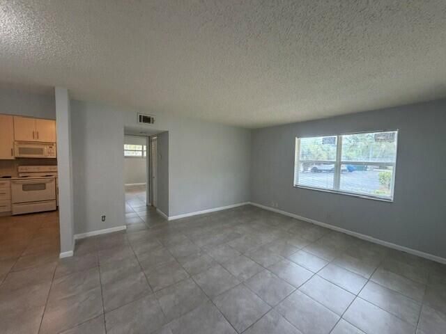 760 SE 2ND Avenue I102, Deerfield Beach, FL 33441