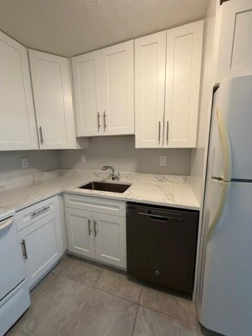 760 SE 2ND Avenue I102, Deerfield Beach, FL 33441
