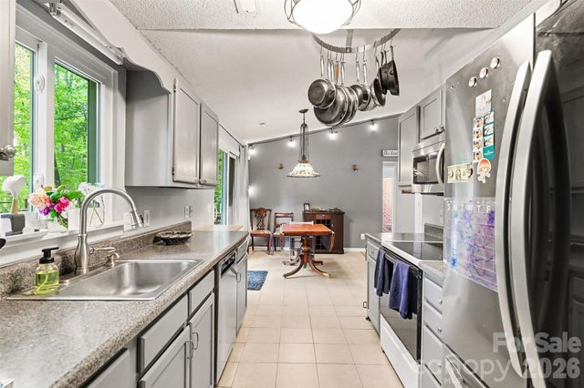 12405 Mallard Ridge Drive, Charlotte, NC 28269