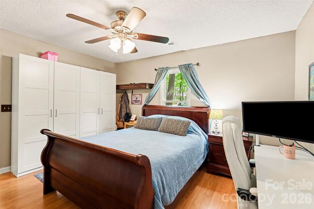 12405 Mallard Ridge Drive, Charlotte, NC 28269