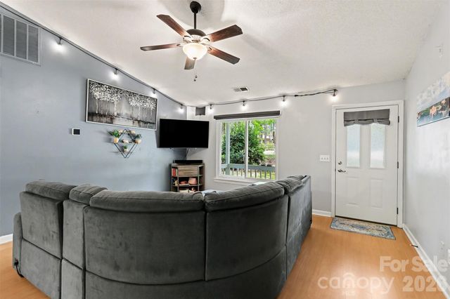 12405 Mallard Ridge Drive, Charlotte, NC 28269