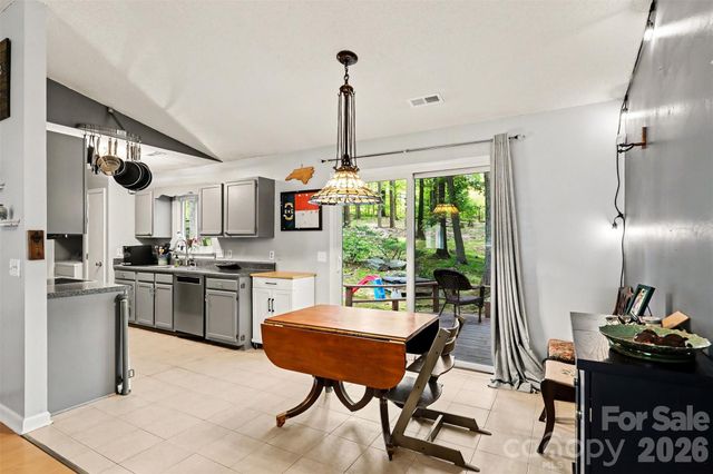 12405 Mallard Ridge Drive, Charlotte, NC 28269