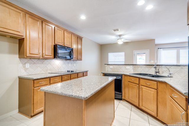 105 WINDING PATH, Boerne, TX 78006