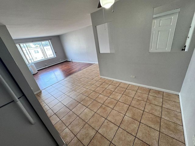 1227 S Harlem Avenue 301, Berwyn, IL 60402