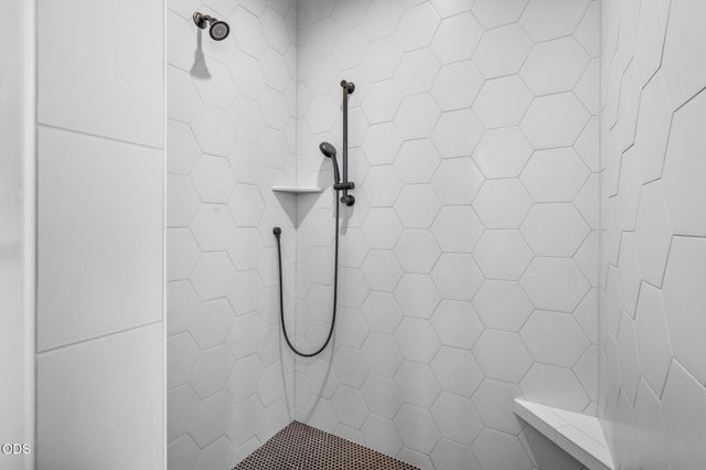 8293 Vireo Court, Redmond, OR 97756