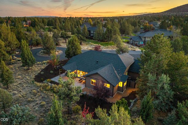 8293 Vireo Court, Redmond, OR 97756