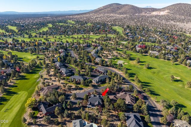 8293 Vireo Court, Redmond, OR 97756
