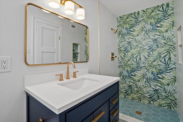 2104 DATURA STREET, Sarasota, FL 34239