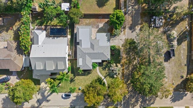 2104 DATURA STREET, Sarasota, FL 34239