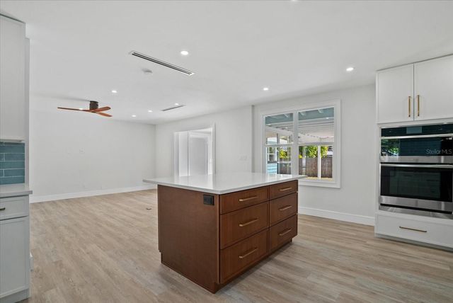 2104 DATURA STREET, Sarasota, FL 34239