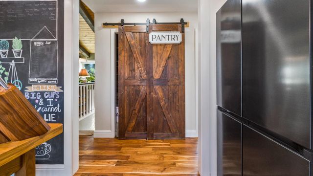 12105 Rising Rd, Wilton, CA 95693