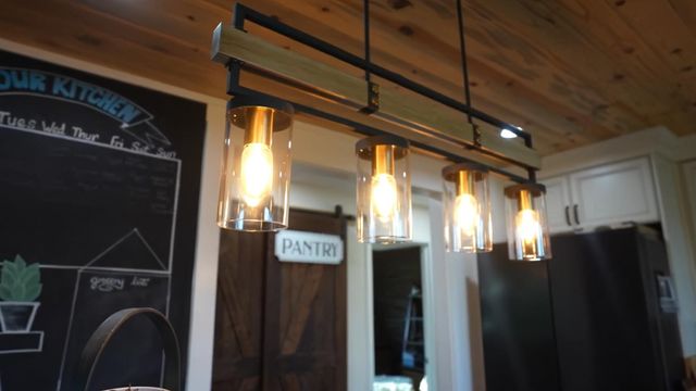 12105 Rising Rd, Wilton, CA 95693