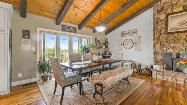 12105 Rising Rd, Wilton, CA 95693