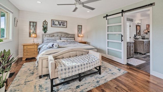 12105 Rising Rd, Wilton, CA 95693