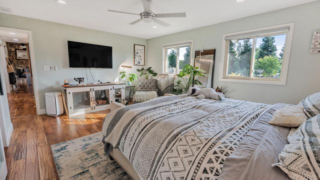 12105 Rising Rd, Wilton, CA 95693