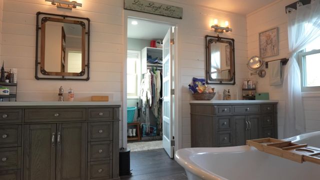 12105 Rising Rd, Wilton, CA 95693