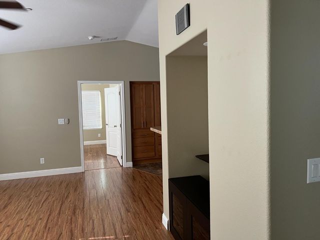 12105 Rising Rd, Wilton, CA 95693