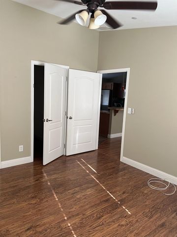 12105 Rising Rd, Wilton, CA 95693