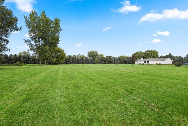 N831 RABBIT ROAD, Fremont, WI 54940