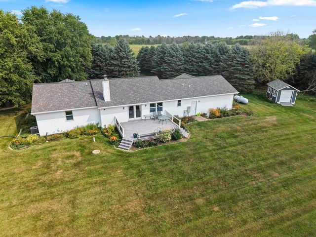 N831 RABBIT ROAD, Fremont, WI 54940