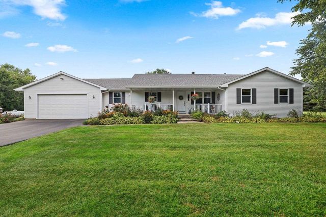 N831 RABBIT ROAD, Fremont, WI 54940