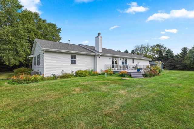 N831 RABBIT ROAD, Fremont, WI 54940
