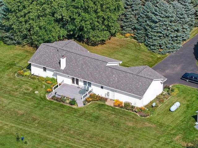 N831 RABBIT ROAD, Fremont, WI 54940