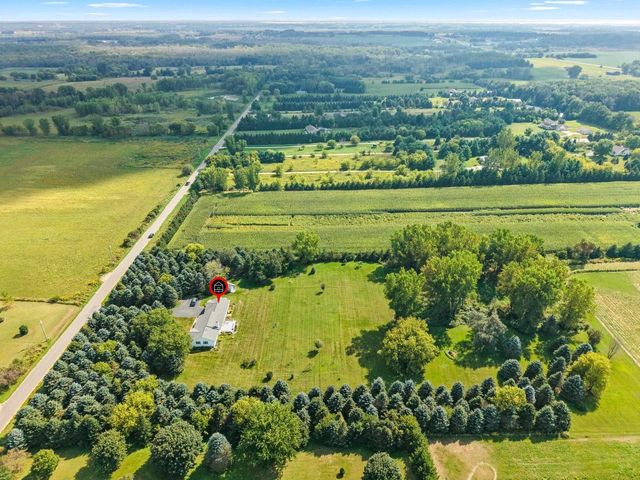 N831 RABBIT ROAD, Fremont, WI 54940