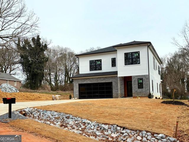 587 Woodland Avenue, Scottdale, GA 30079