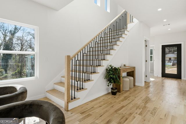 587 Woodland Avenue, Scottdale, GA 30079