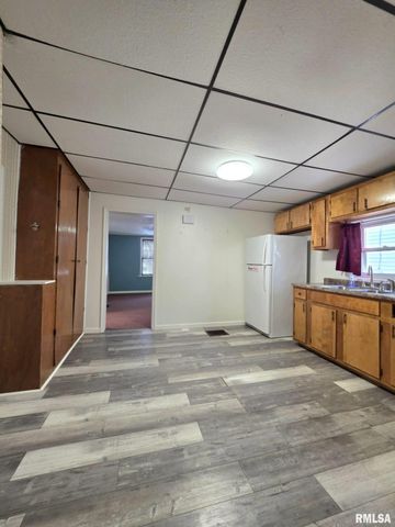 1234 N 26TH Street, Quincy, IL 62301