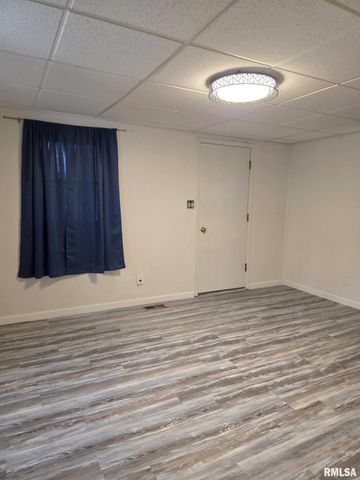 1234 N 26TH Street, Quincy, IL 62301