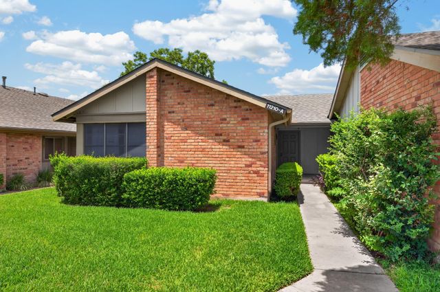 11210 PARKFIELD DR A, Austin, TX 78758