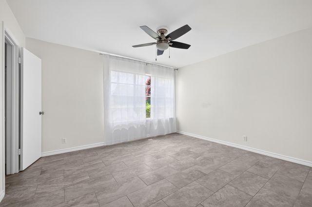 11210 PARKFIELD DR A, Austin, TX 78758