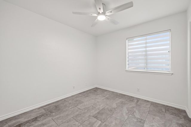 11210 PARKFIELD DR A, Austin, TX 78758
