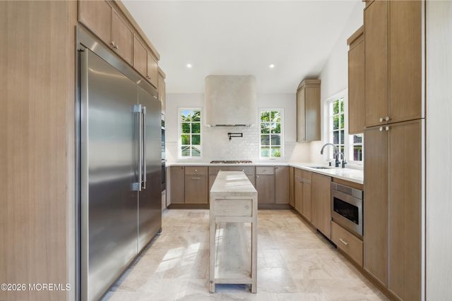 504 Monmouth Road, Allenhurst, NJ 07711