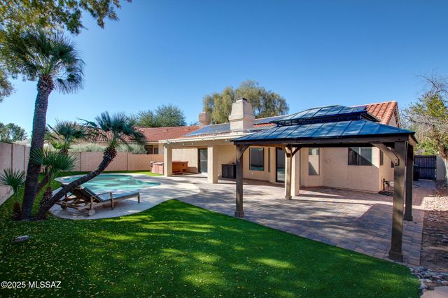 7246 E Shoreline Drive, Tucson, AZ 85715