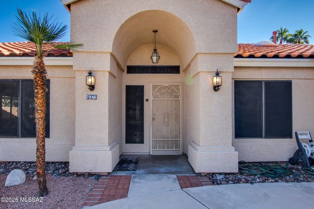 7246 E Shoreline Drive, Tucson, AZ 85715
