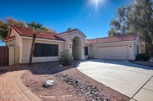 7246 E Shoreline Drive, Tucson, AZ 85715