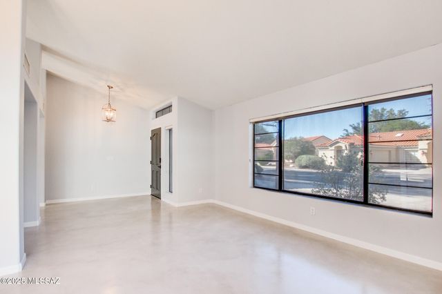 7246 E Shoreline Drive, Tucson, AZ 85715