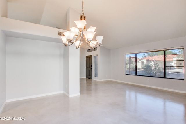 7246 E Shoreline Drive, Tucson, AZ 85715